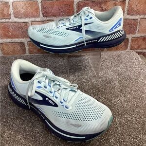 Brooks Adrenaline GTS 23 Women’s running shoes size 10